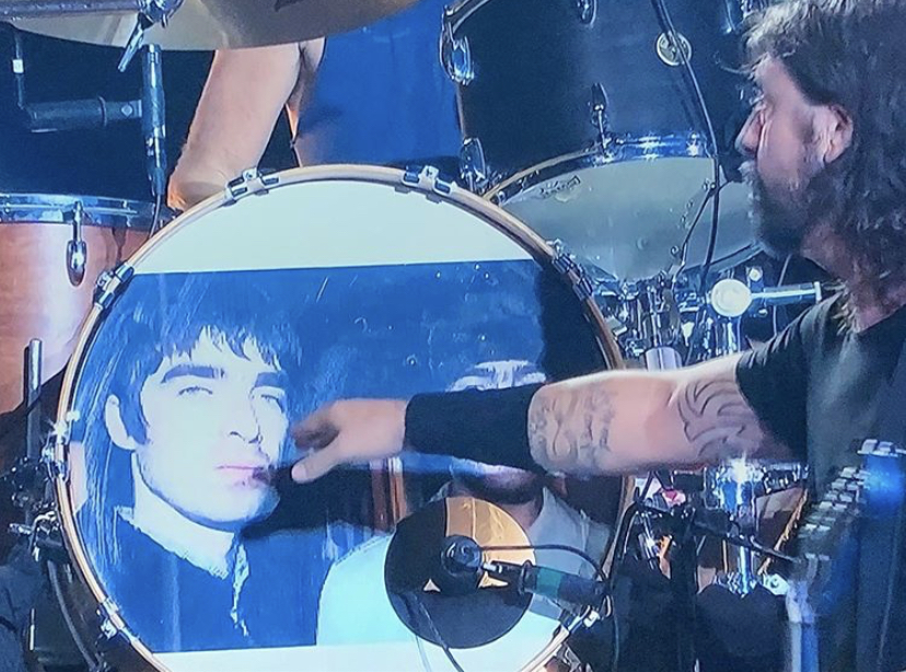 Foo Fighters want Oasis back together Oasis UpInTheSite